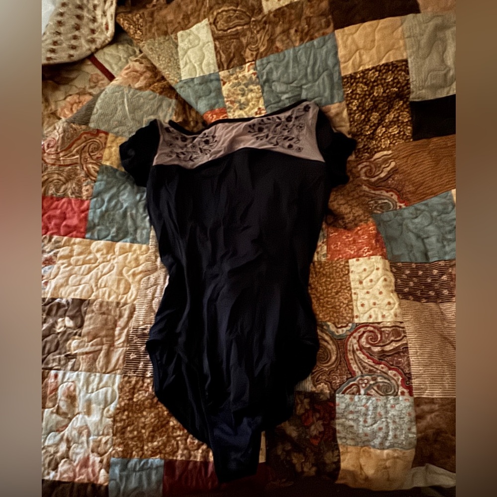 Mirella Leotard